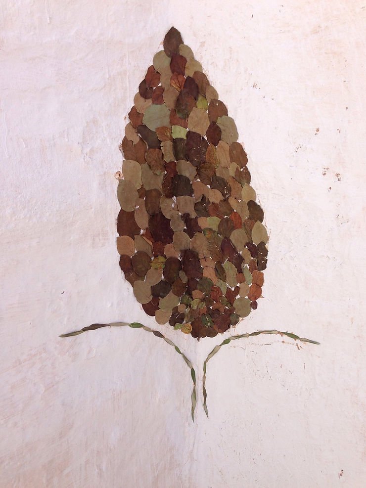 Outside#LEHABIBA,2015                                                             olive leaves and quince leaves 175 x 90 cm